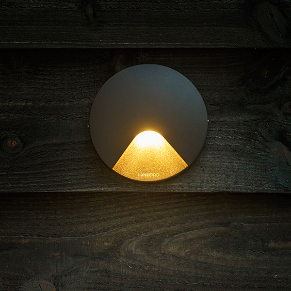 Kuma wandlamp van Lightpro - Steenvoordeel
